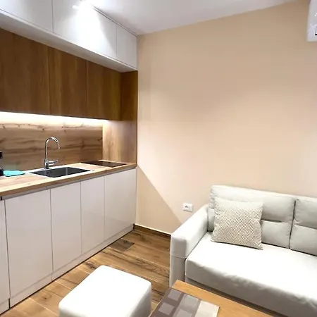 Stylish With Good Location In Apartmán
